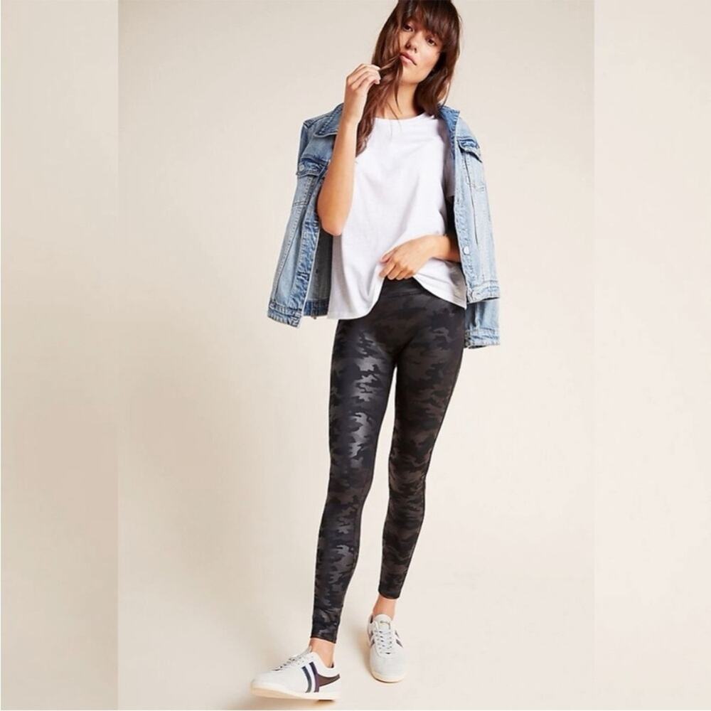 Spanx Camo Faux Leather Leggings Size S